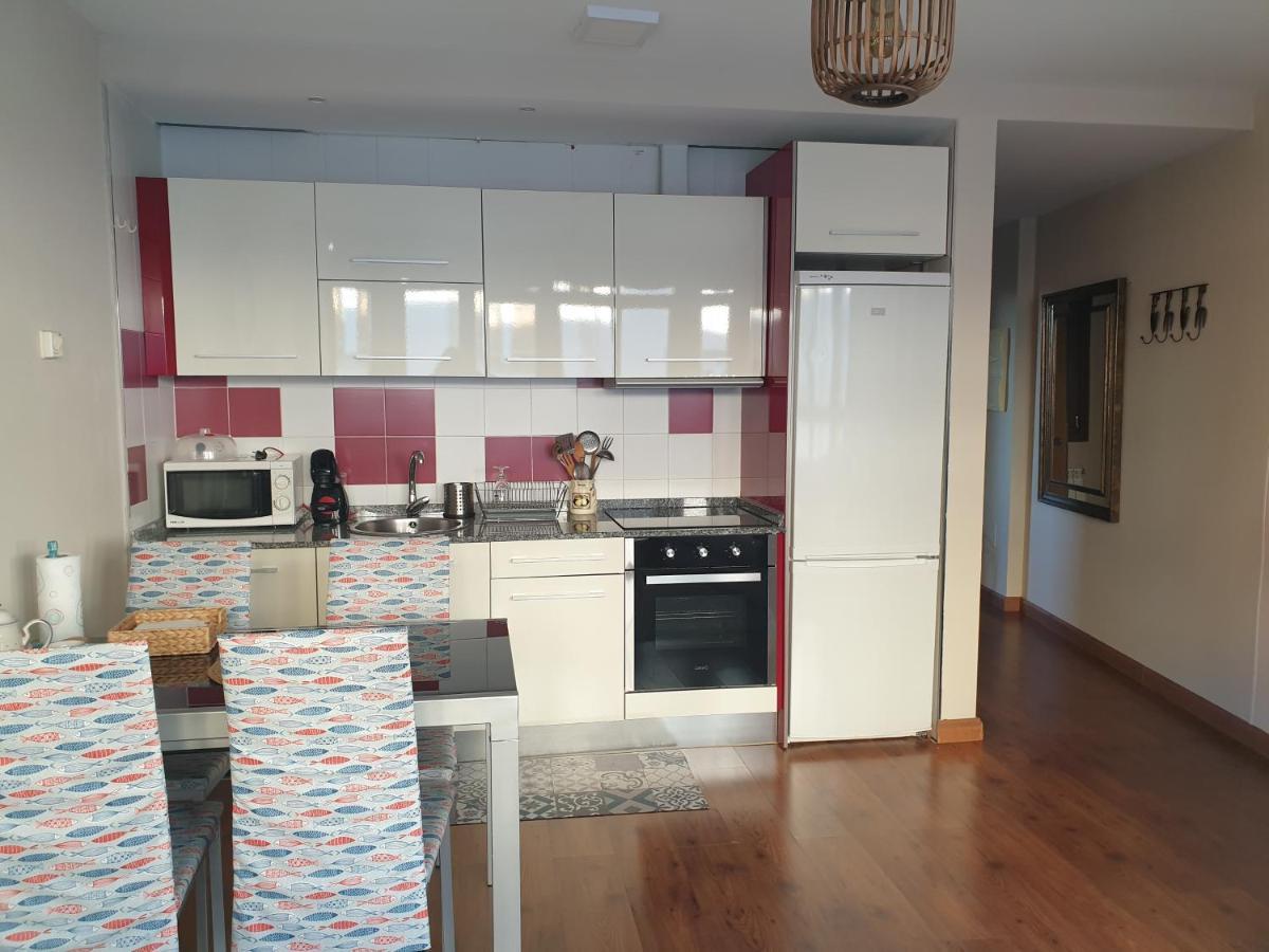 Apartamento Cine Colon 2 Ribadeo Exteriér fotografie